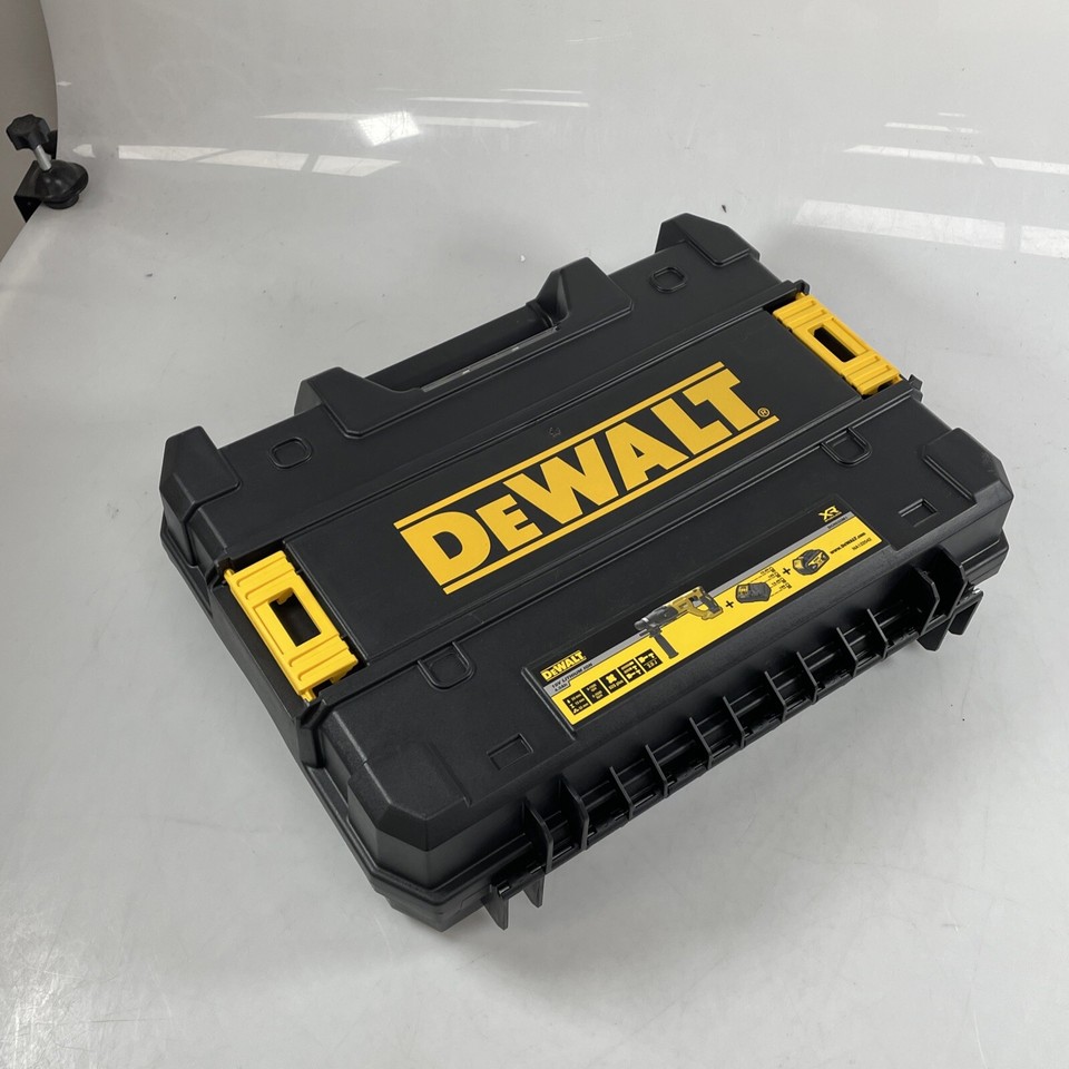 DEWALT 18V SDS Plus Rotary Hammer Drill Kit with Battery and Charger