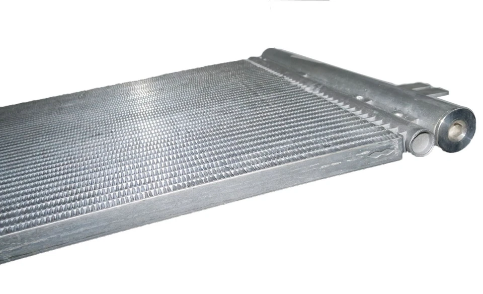 Radiador condensador de aire acondicionado para Dacia Duster Renault AEs Foto 2 de 4