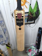 Salix AJK Vantage Cricket Bat 1st Edition. 2lb 9oz. 20mm edge. SH