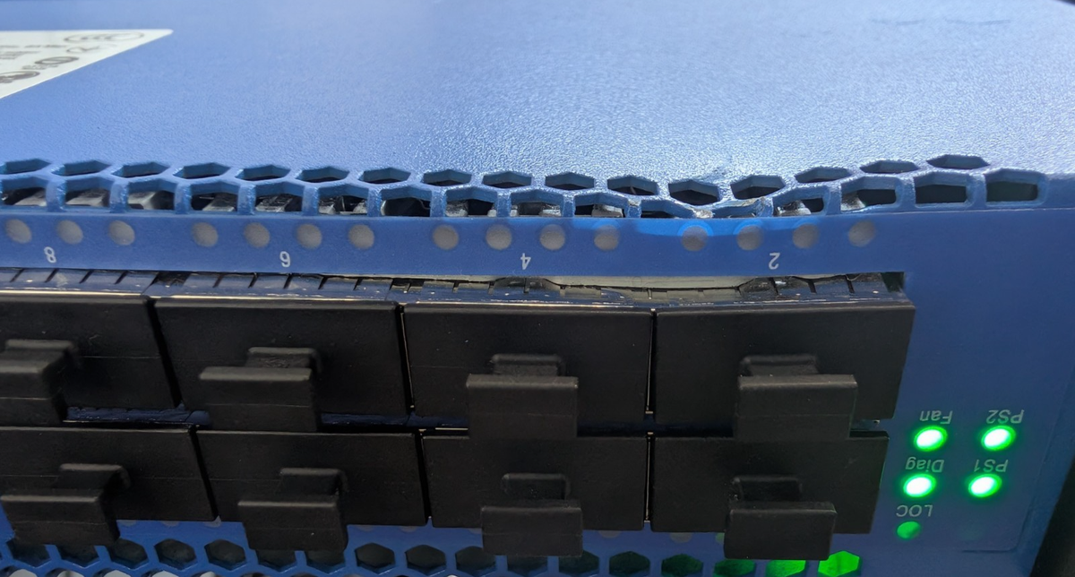 Edge-Core 7762-32X-A-AC-F-HVDC 32-Port 100G Switch AS7762-32X W