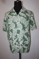 Kalaheo Sz M Hawaiian Aloha Rayon Shirt Green Pineapples Print Made in USA