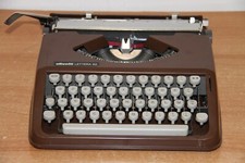 Macchina da scrivere Olivetti Lettera 82 PERFETTA