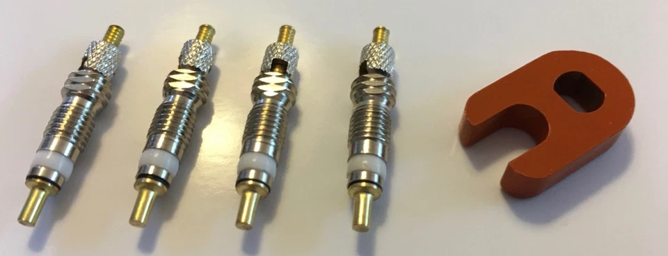 4 núcleos de válvula Presta listos para carreras + 1 removedor de núcleo de válvula Presta... bicicleta... MTB Foto 3 de 4