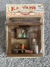 Enesco Small world Frontier Town Wood Miniature Sierra R.R. Depot New In Package