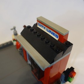 [LEGO City Harbor 7994] Retired 2007 Set - Includes 6 Minifigures