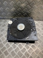 BMW X3 E83 Subwoofer vorne links Boden 6990101