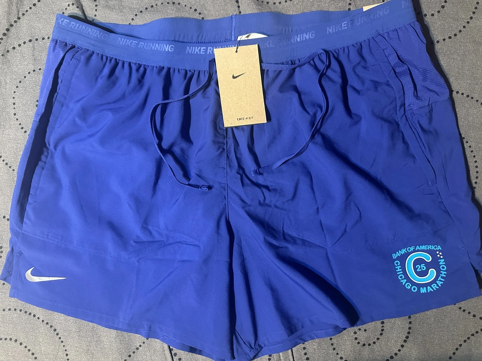 NIKE RUNNING CHICAGO MARATHON 2025 #539 DEEP NIGHT LINED SHORTS SIZE XL MEN $55