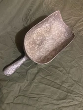 Vintage Feed Scoop