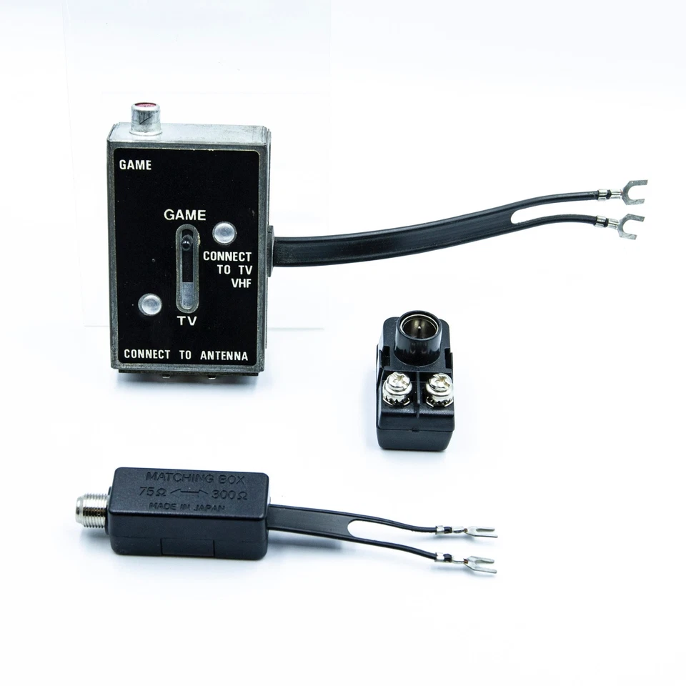 TV Game Switch Box + Adapters | 75 to 300 + 300 to 75 | OHM UHV/VHF RF Antenna - Image 2 of 4