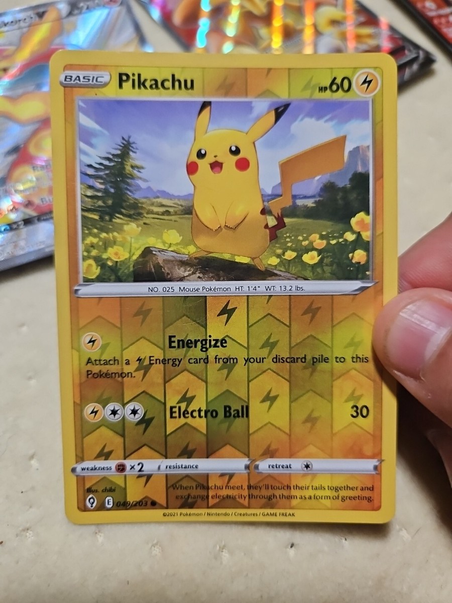 Pikachu 49/203 - Evolving Skies - Reverse Holo - Common - Pokemon