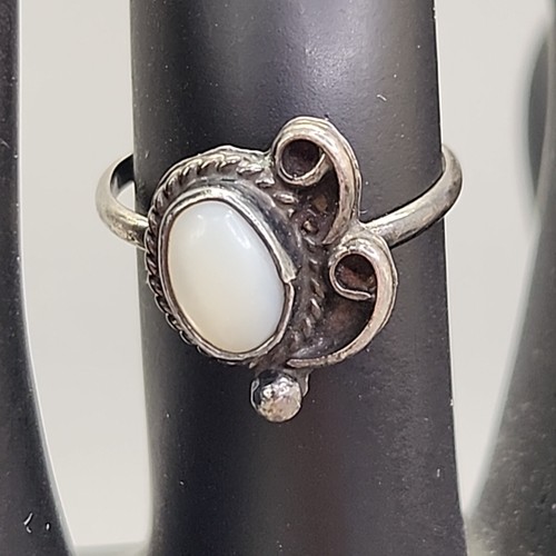 Mother Of Pearl Ring Dainty Handmade Sterling Silver Sz 5 - Picture 2 of 9
