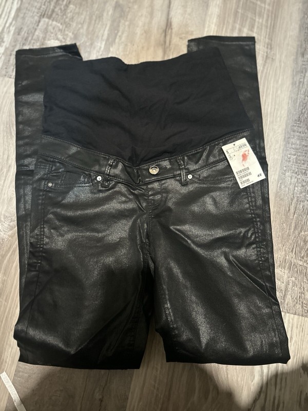NWT H&M Mama Shiny Maternity Pants In Size 4!