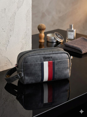 Tommy Hilfiger  Black Waist Bag Fanny Pack Crossbody Adjustable Strap