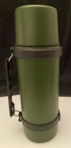 Avid Outdoor Stainless Steel Thermos Vacuum Bottle HH-611.   SEE DESC