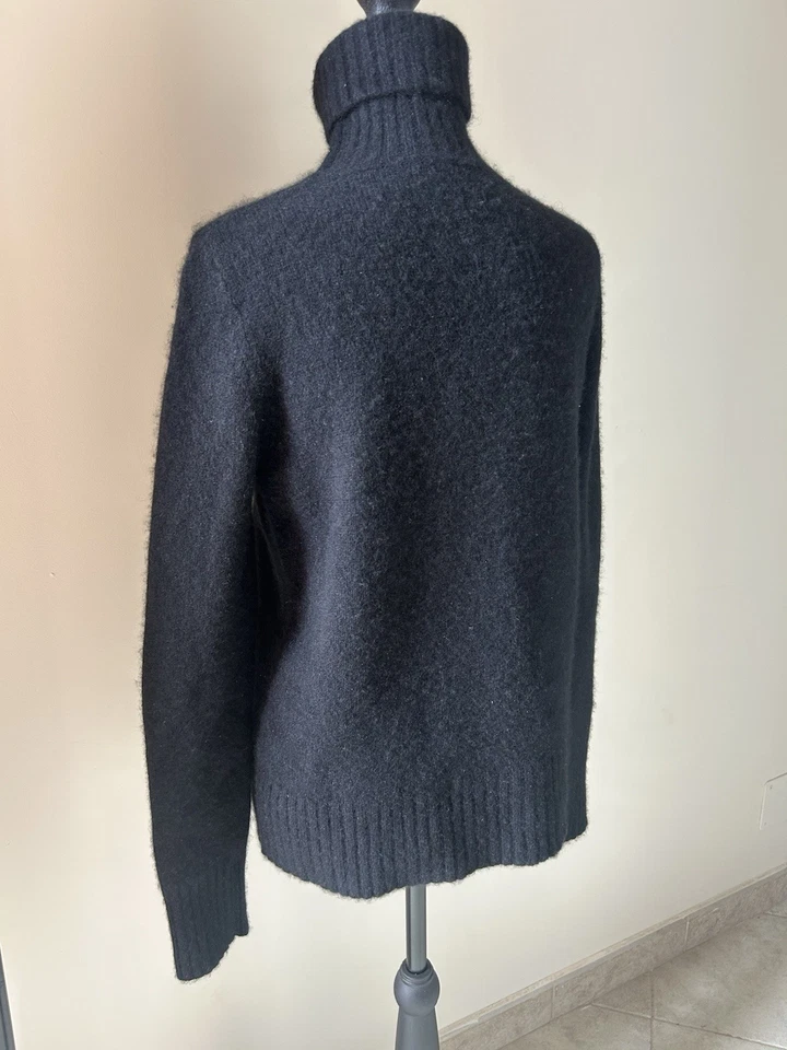 Black CASHMERE turtleneck sweater Men Women No Tag Size S/M - Image 2 of 4