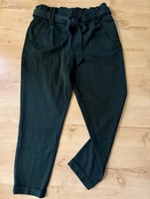 ZARA Dark Green Elastic Waist Light Weight Women's Ankle Pants Size Medium