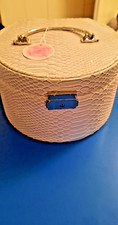 Beauty case Camomilla, Porta Gioie , Simil Pelle beige, oval box
