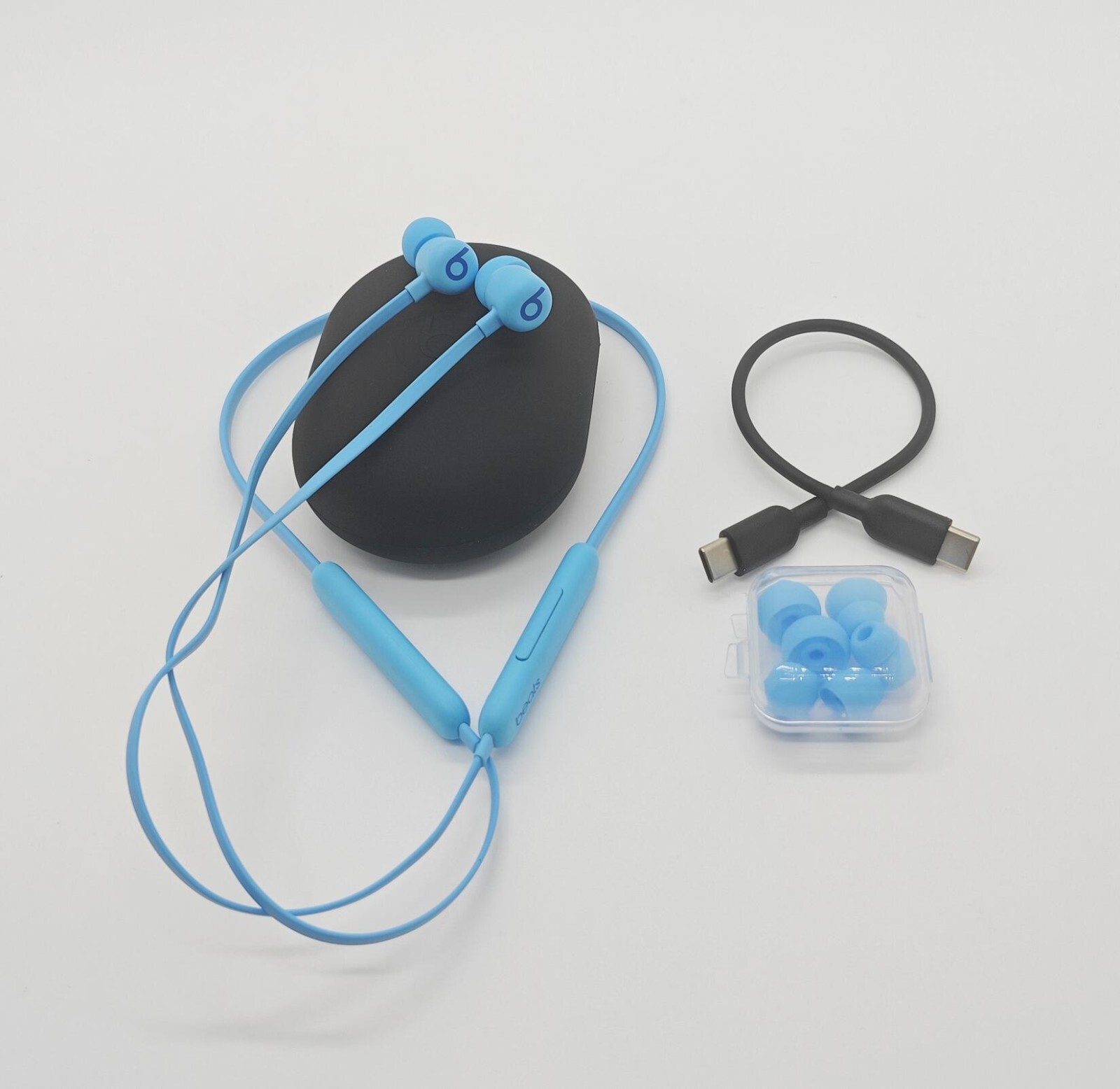 Beats Flex Wireless Earbuds Apple W1 Headphones Chip Magnetic Flame Blue