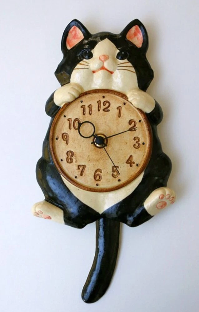 Pendulum Clock Wall Lucky Cat Manekineko SETO Ware Porcelain Black NEW Japanese