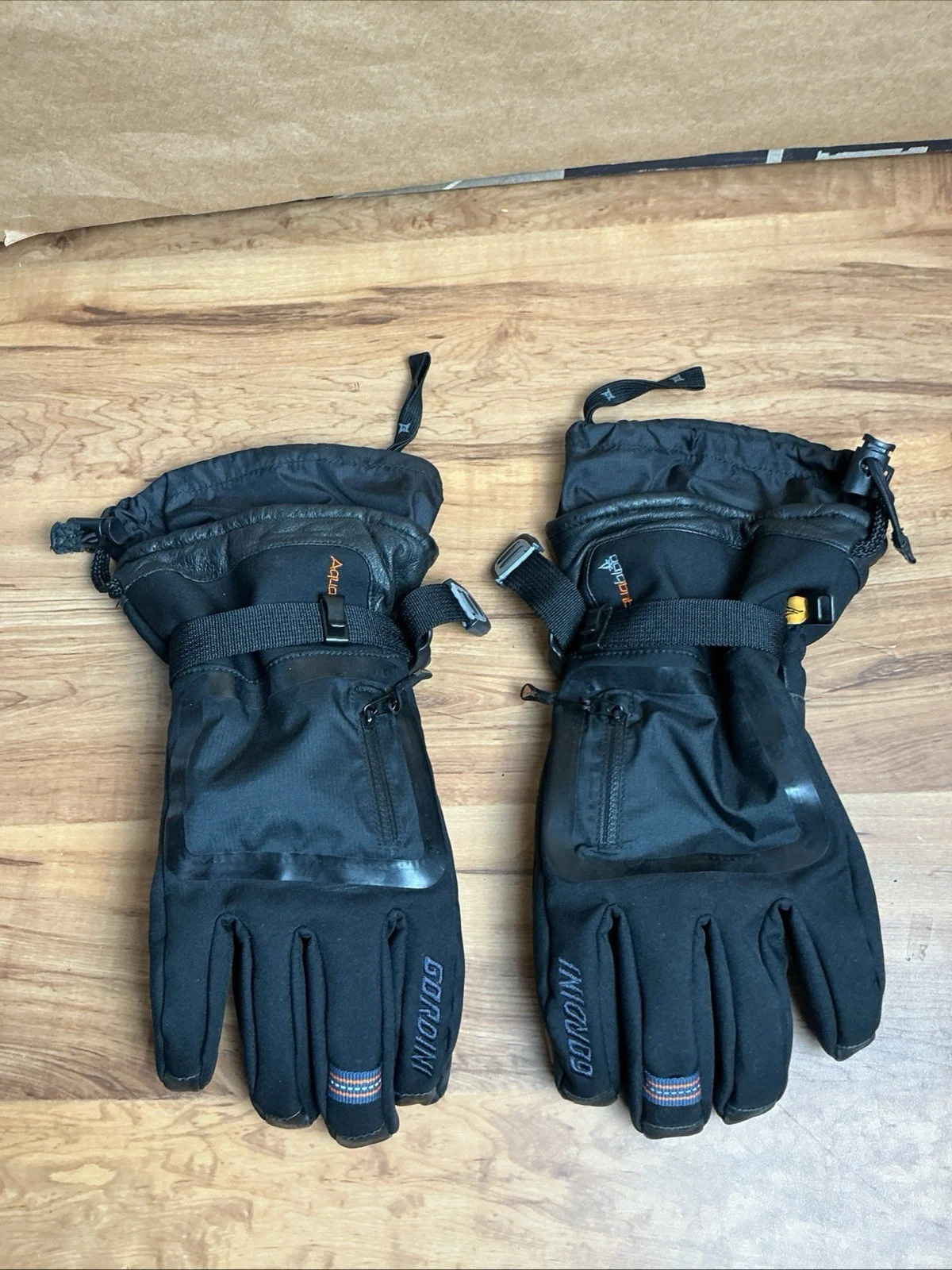 Gordini Gore-Tex Gauntlet Ski Gloves Women Medium Black Tactilite Grip Snow
Opens in a new window or