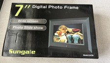 Digital Photo Frame 7" Wide Screen Sungale