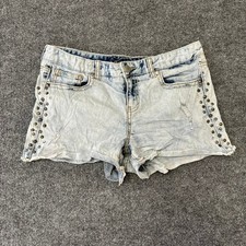 Maurices Denim Shorts Womens Size 9/10 Light Wash Studded Distressed Stretch
