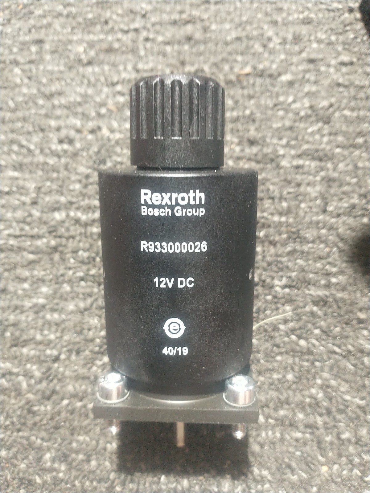 Rexroth/ Bosch R933000026 12VDC solenoid