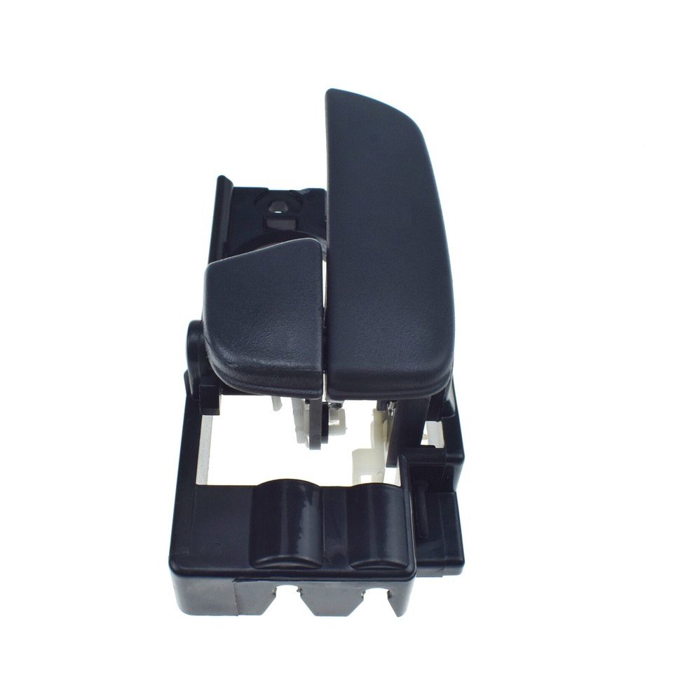Para Hyundai Accent 2006-2011 Manija De Puerta Interior Delantera, Lado Del Conductor Negro | Con Botón De Bloqueo De Puerta | Recorte:Todos Los Submodelos | HY1352115 | 826101E020WK