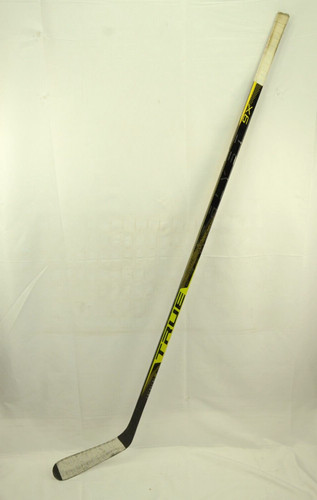 True Catalyst 9X Grip SR Composite Hockey Stick Marner Right 75 Flex TC2 Lie 6