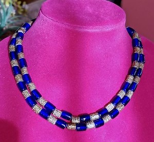 Authentic Vtg Wm De Lillo Rich Blue Cabochon Gold Plated NECKLACE - Excellent Condition