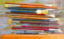 14 ARTIST'S PAINT BRUSHES ASST. GC CLEAN GENTLY USED