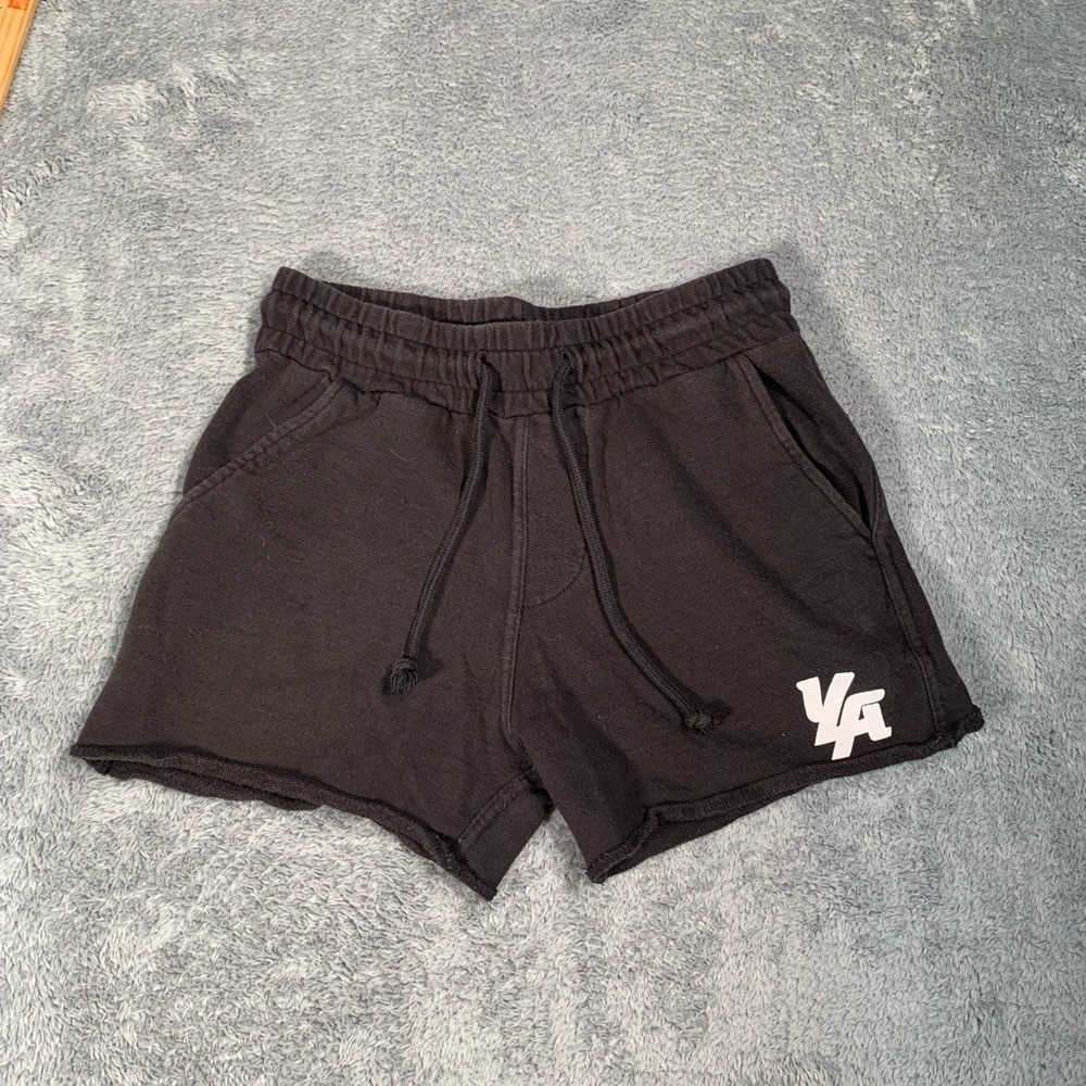 Youngla bodybuilding Black Drawstring Shorts medi… - image 1
