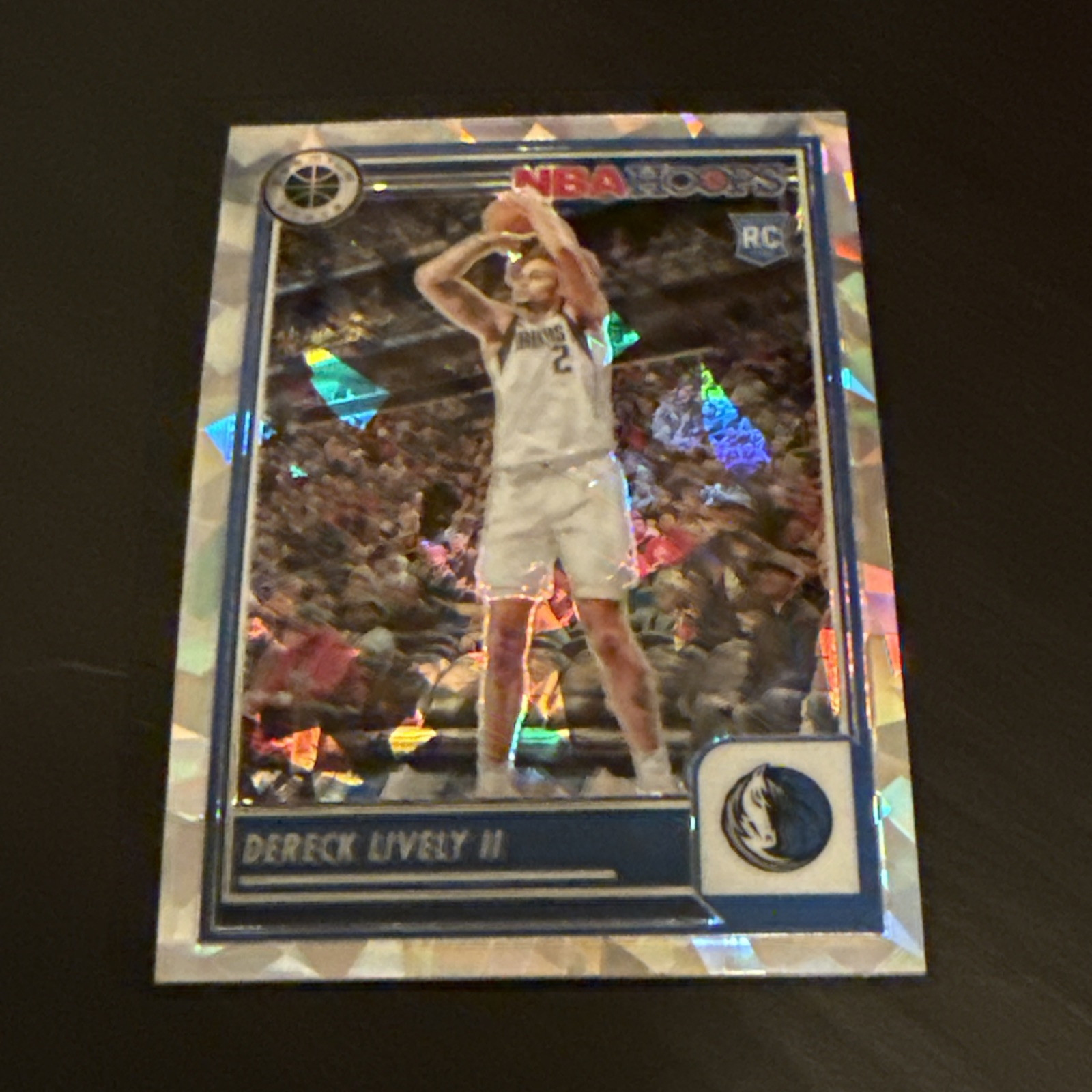 Dereck Lively RC 2023-24 NBA Hoops Premium Stock Silver Cracked Ice Prizm #253