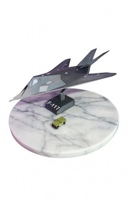 F-117 Nighthawk Kit -Stealth Fighter Movable Bomb Bay Doors, Aviation Enthusiast