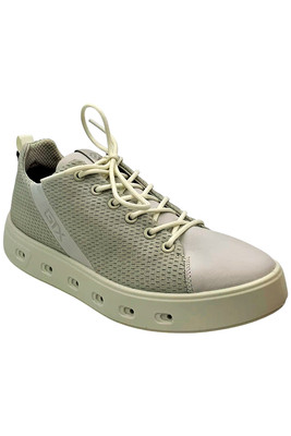 Ecco Women's Street 720 Vented Gore Sneaker White
