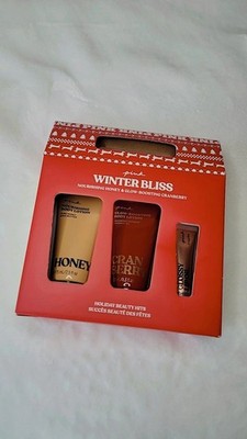 Pink Victoria Secrets Winter Bliss Limited Edition Holiday Gift Set 3 Piece New