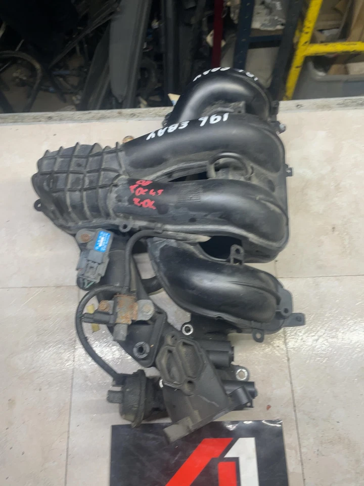 2008-2011 FORD FOCUS Engine Intake Manifold OEM Foto 2 de 4