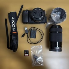 Excellent condition SONY 6400 Double Zoom Lens Kit with SD card