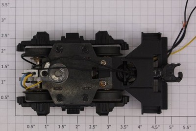 Lionel 18870-25 GP-7 4-Wheel Dummy Truck with Pilot and coupler