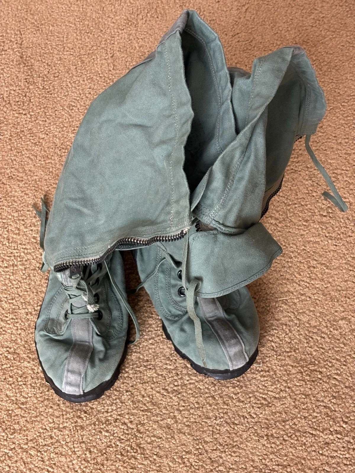 Vintage Extreme Cold Weather N-1B Size Small Military Boots With Liners
