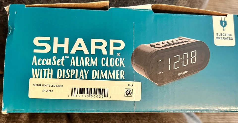 Sharp Digital Alarm Clock AccuSet - Automatic Set, Black with White LED Display - Image 3 of 4