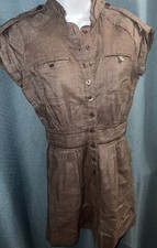 BCBG Button Down Short Sleeve Short Romper With Pockets Size 4