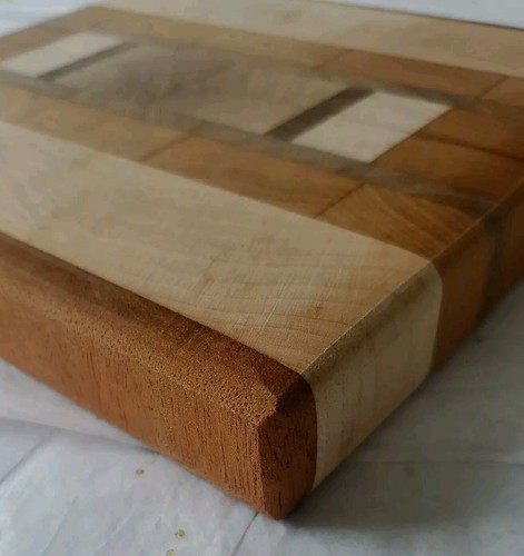 NEW Handmade Butcher Block Solid Wood Cutting Board End Grain 7½ x 6⅞ x 1⅛" - Picture 6 of 7