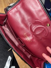 Classic jumbo flap Chanel bag , missing screws. Very good condition