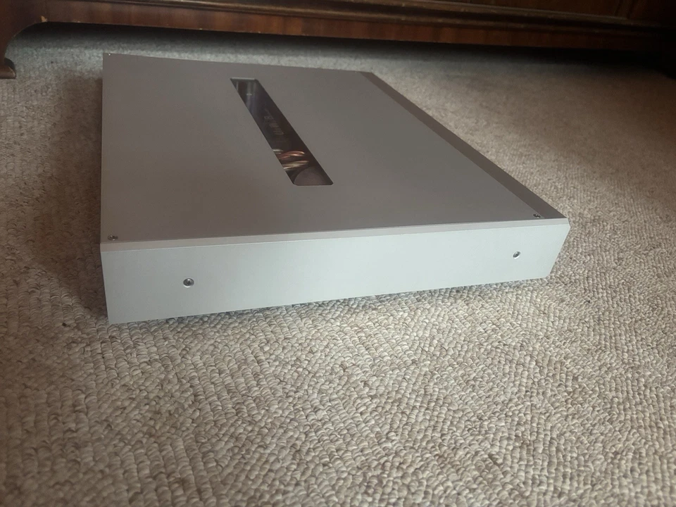 T+A PA 1260 R silber Vollverstärker - Bild 4 von 4