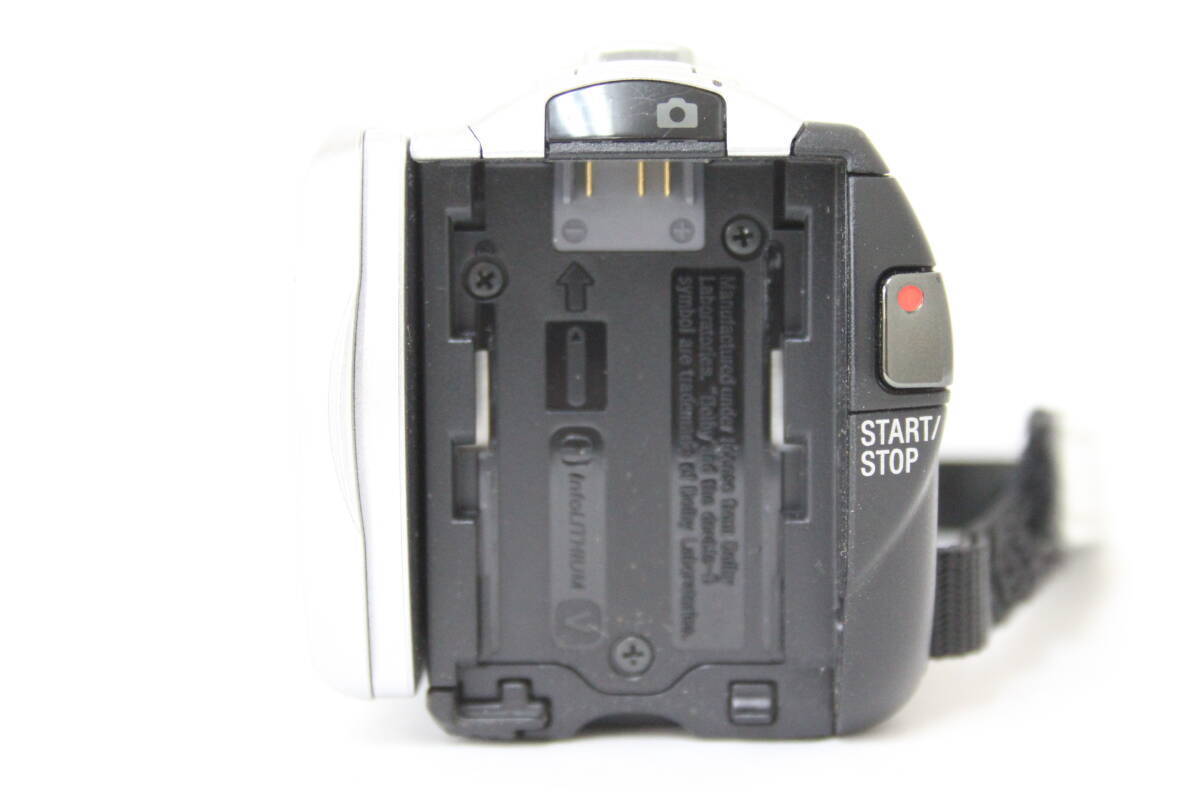 Sony HDR-CX170 Handycam 25x Zoom Digital Video Camera Tested Sony HDR-CX170 Handycam 25x Zoom Digital Video Camera Tested