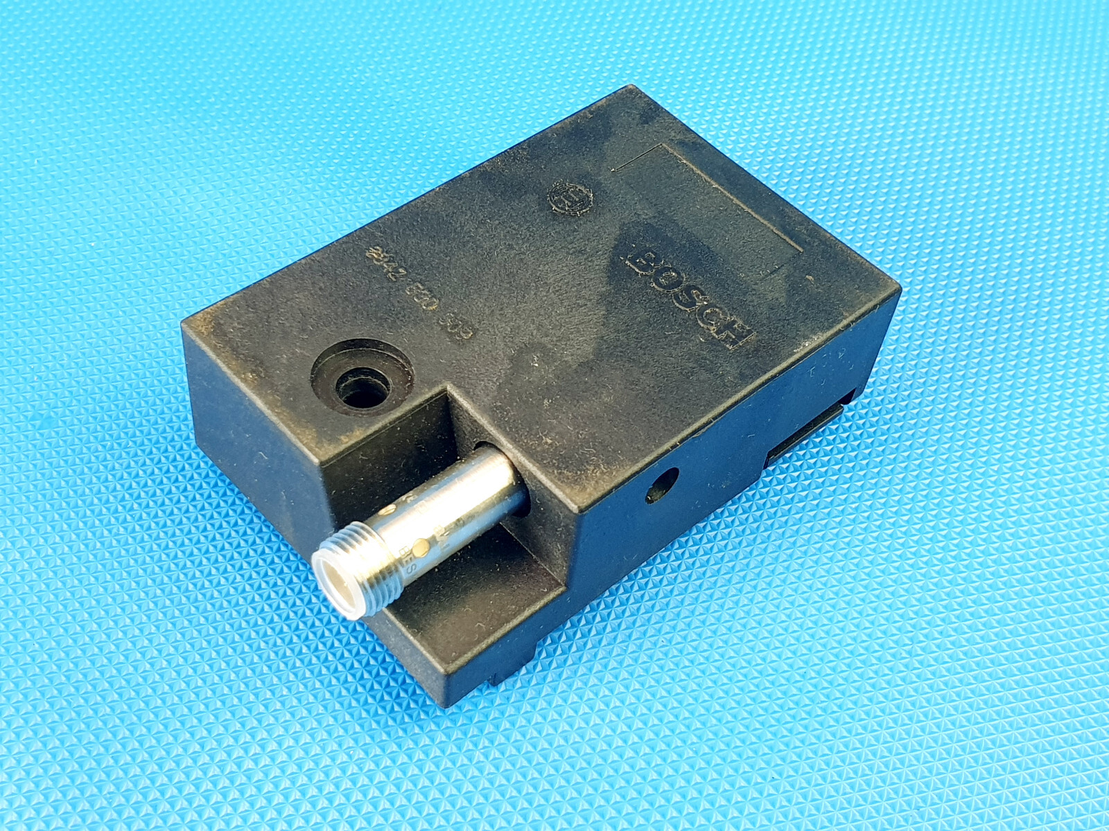 Balluff BES01C7 Inductive Sensor BES 516-325-G-S4-C + Bosch Rexroth 3842530309