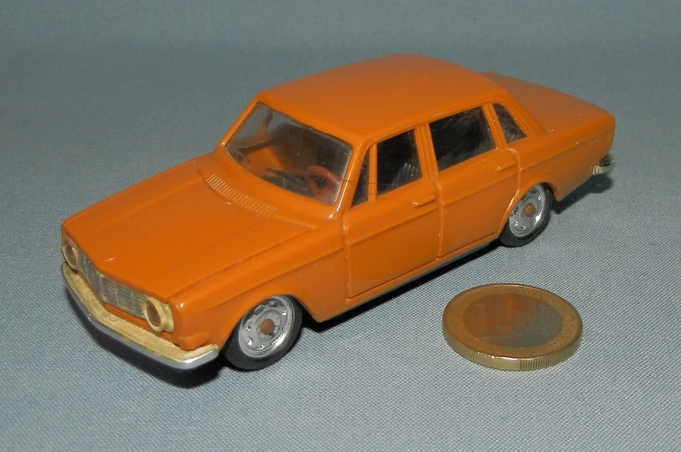 Minialuxe Originale 1/43 : Volvo 144 Berline (Orange-brun) - Photo 2/4