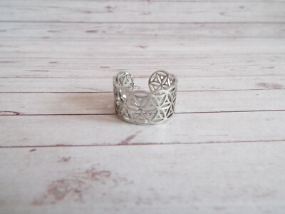Ring Fingerring verstellbar filigran Damenschmuck ''Blume des Lebens'' Edelstahl
