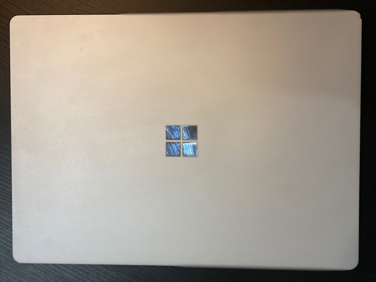 Microsoft Surface Laptop Gen1 1769/ i7-7660U/ 16GB RAM/ 512GB SSD